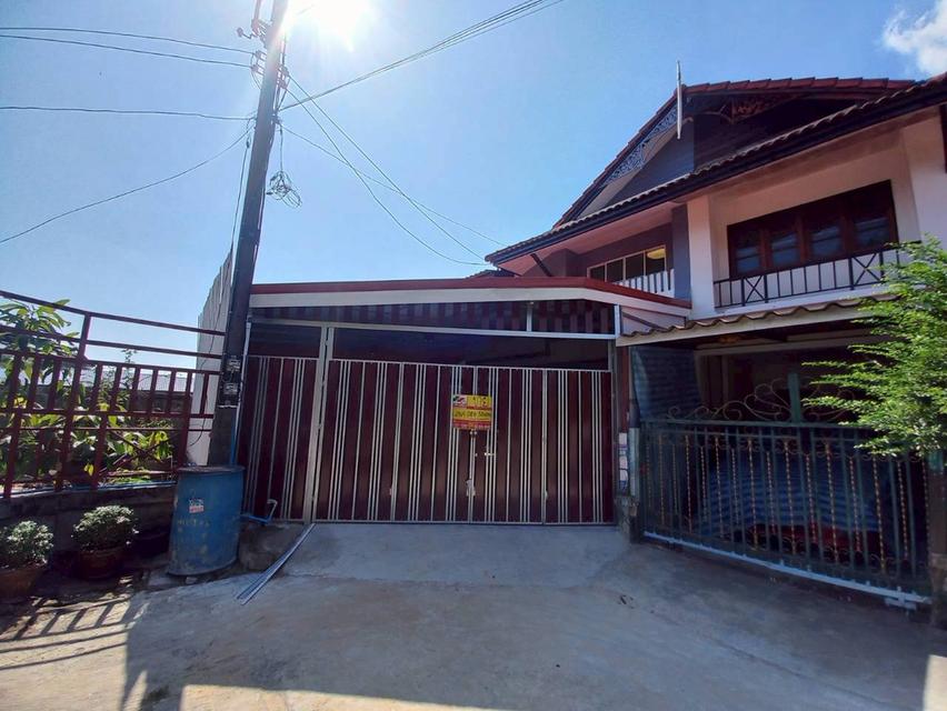 ทาวน์เฮ้าส์ หลังริม ม.พฤกษา 7 คลอง 8 ลำลูกกา 29.7 ตร.ว. รีโนเวทสวย พร้อมอยู่ (ยื่นสินเชื่อฟรี มีเหลือเงินทอน) 1