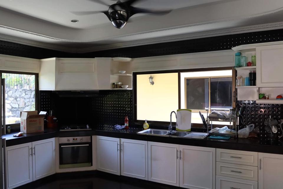 Selling pool villa Pattaya - Nongket noi 7