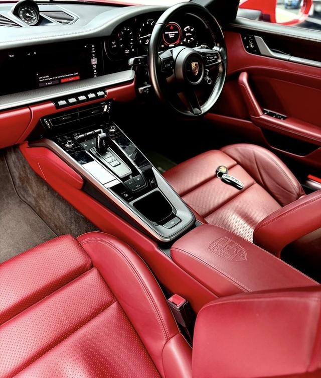 Porsche 911 Carrera S (992) รูปที่ 3