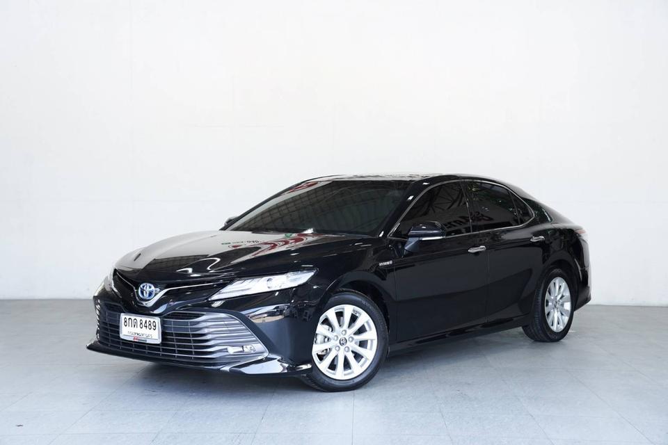 TOYOTA CAMRY 2.5 HYBRID AT 2018 จด 2019 สายจอด รถใหม่มากใช้น้อยสุดๆ คุ้มมากๆ