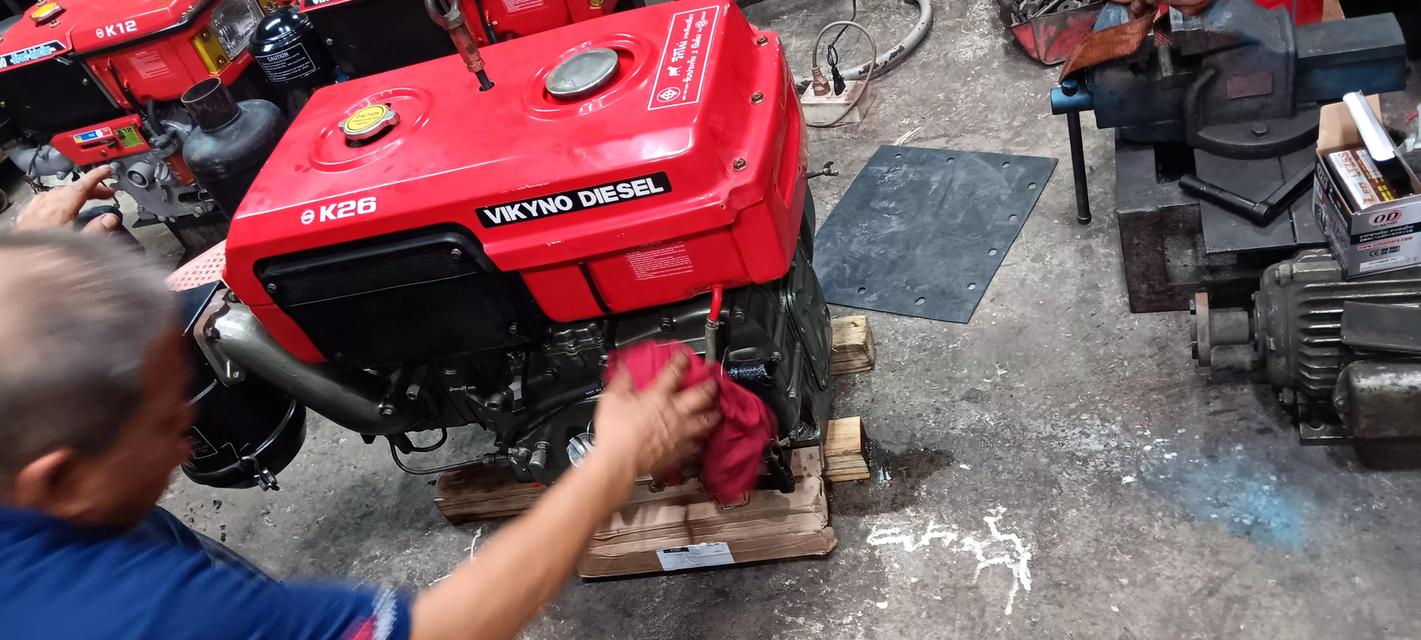 เครื่องรถไถนา 4