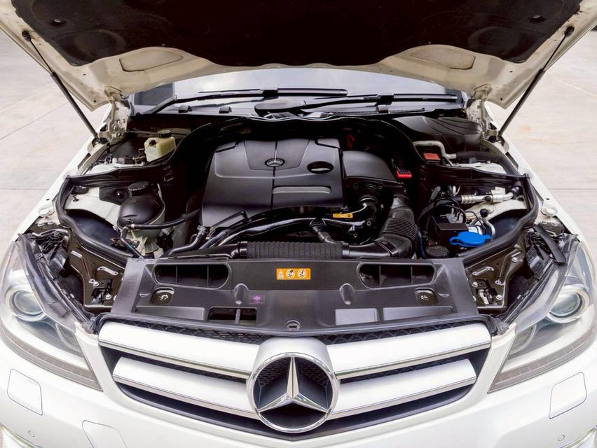 Benz C200 Coupe ปี13จด15 18
