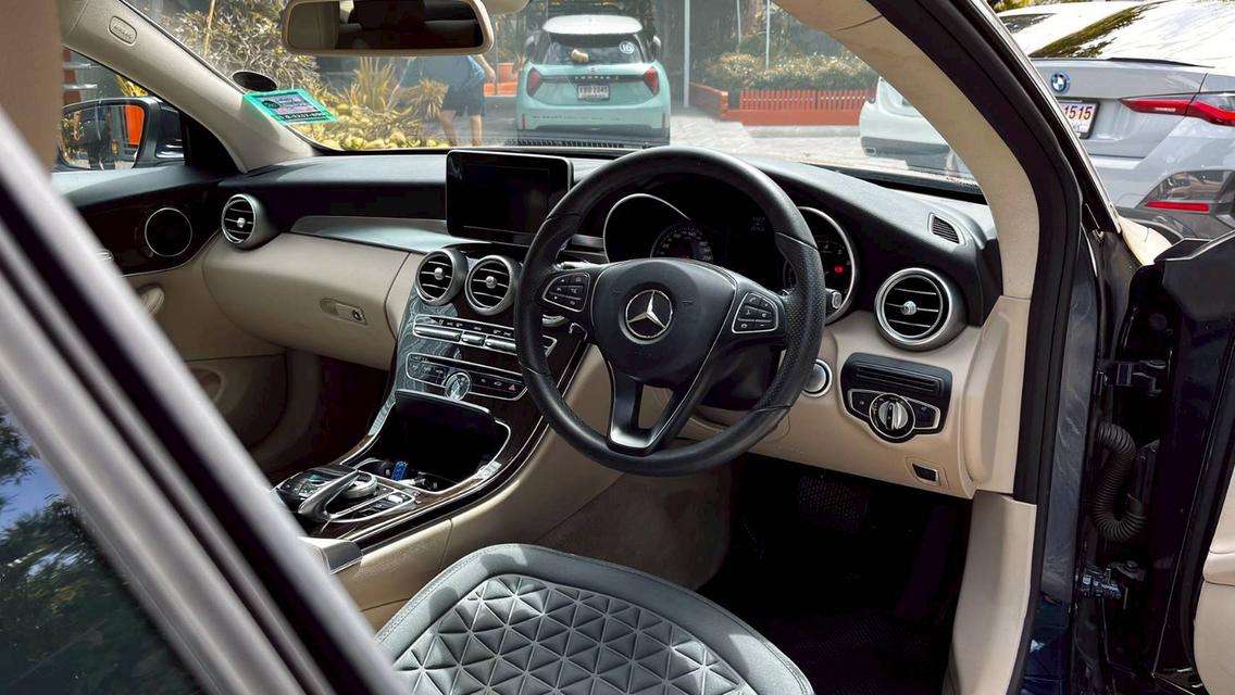Mercedes-Benz C250 Coupe ปี 2017 ไมล์ 25,xxx 13