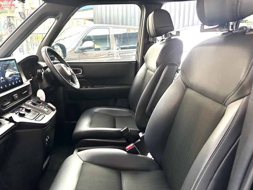 HONDA STEPWGN SPADA 2.0 e:HEV ปี2022/23 10