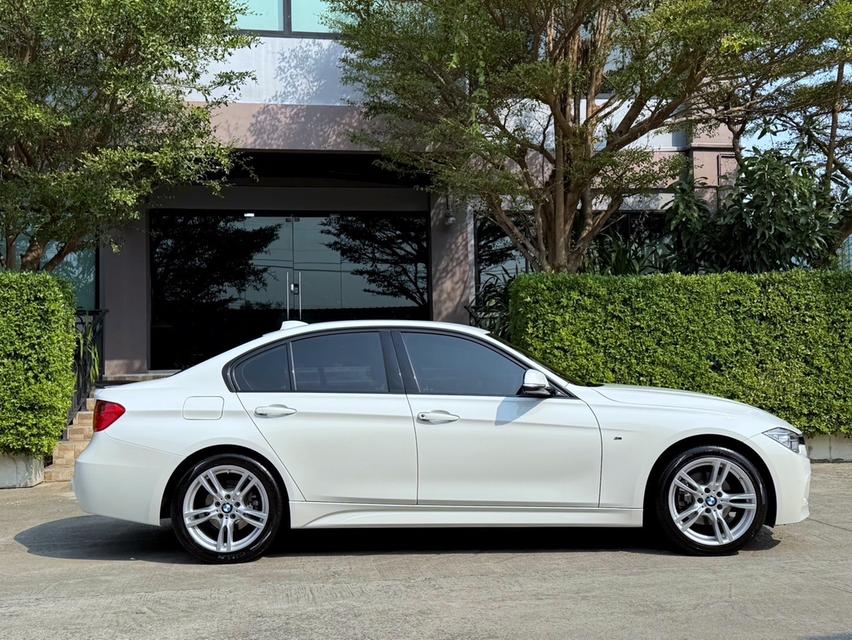 2016 BMW 320D MSPORT ( แท้ ) รถออกศูนย์ BMW THAILAND รถวิ่งน้อยเพียง 90,000 กม รถไม่เคยมีอุบัติเหตุครับ 2