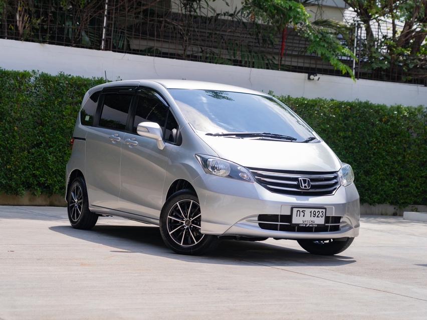 HONDA FREED 1.5 ES ปี 2012 มือสอง