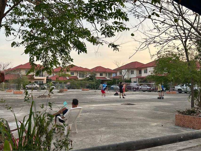 บ้านถนนกว้าง12เมตรค้าขายได้ ให้เช่าหน้าบ้านได้ ตรงข้ามสวน ต่อเติม รีโนเวทใหม่ครบ 2