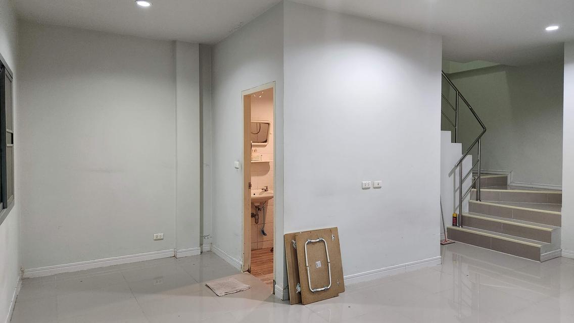 ขายทาวน์เฮ้าส์ หมู่บ้านศิราริน แบริ่ง 7