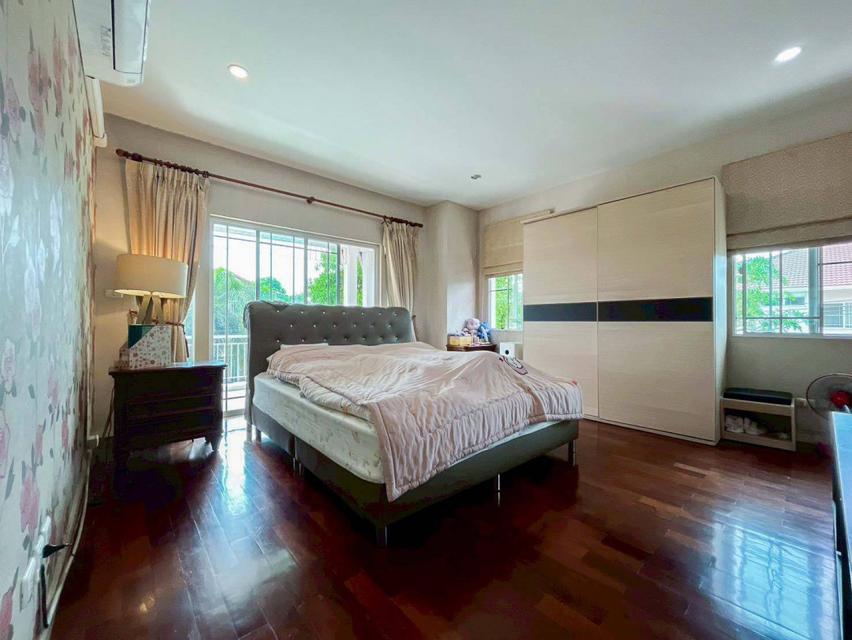 ขายบ้านเดี่ยว หลังมุม นันทวัน ศรีนครินทร์  4 นอน 3 น้ำ มีพื้นที่สนามหญ้าเยอะ ใกล้ เมกะ บางนา 3