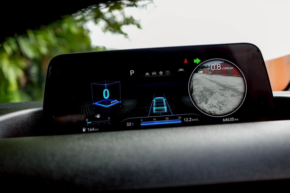 รหัสรถ CBL905 HYUNDAI STARIA 2.2 SEL AT 2022 18