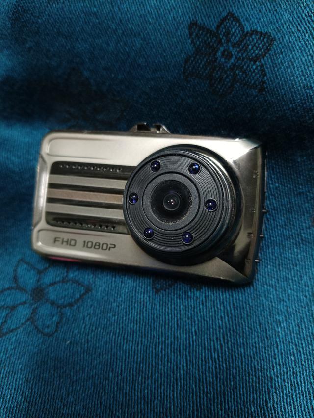 กล้องหน้ารถยนต์ Full HD 1080P คมชัด กลางคืนมีอินฟาเรด หน้าจอ LCD (ขายเฉพาะตัวเครื่อง) รูปที่ 1