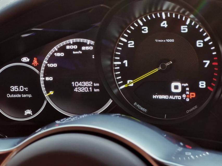 Porsche Panamera 4 E-Hybrid   ปี 2019 ไมล์ 10x,xxx km 11