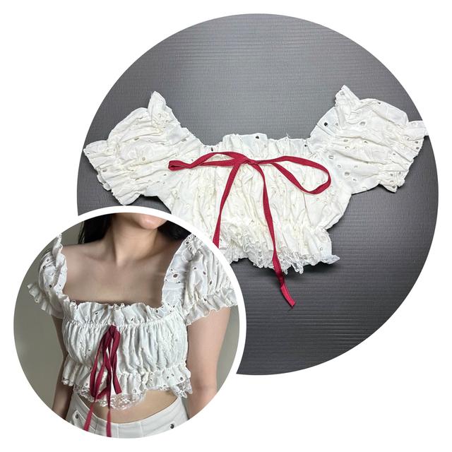 ลูกไม้ขาวโบว์แดง - [เสื้อมือสอง] สาวไซส์เล็ก/XS