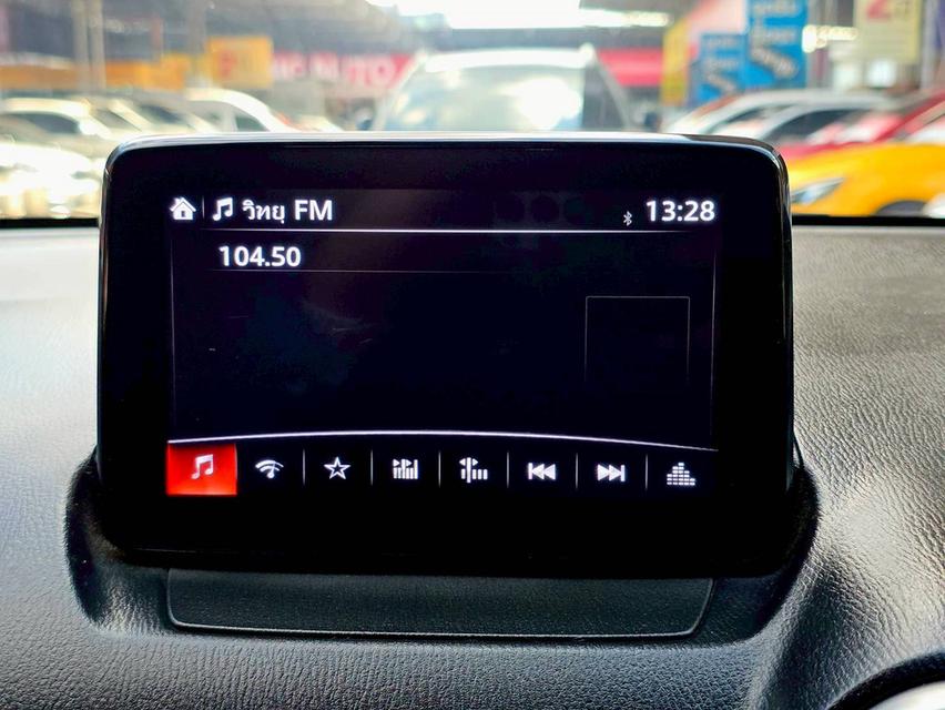 รหัสรถ SEZ4758 📞 Mazda 2 1.3 C (4 ประตู Sedan) เกียร์ ออโต้ เบนซิน สี ขาว ปี 2022 13