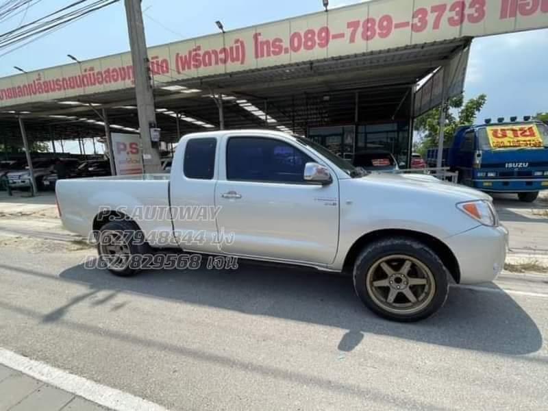 2007 Toyota Hilux Vigo 2.5 SMART CAB E Pickup 4