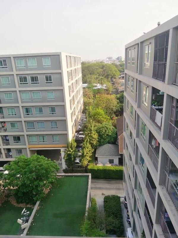 ให้เช่า คอนโด ยู รัชโยธิน ห้องริม วิวสระน้ำ ชั้น 8 บนสุด เฟอร์พร้อมอยู่ Tel 0626599246 8