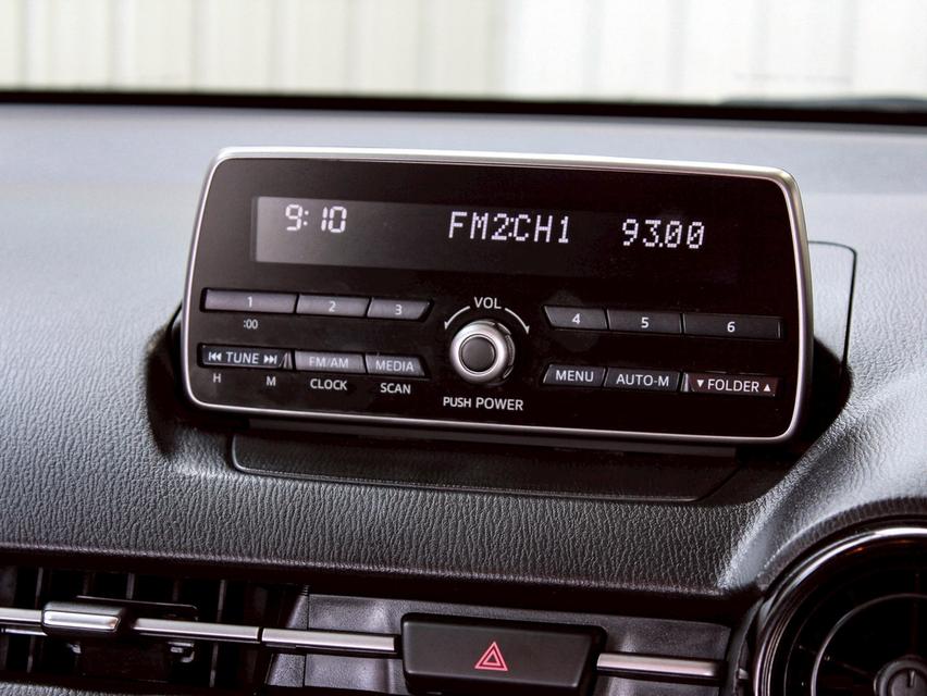 Mazda2 1.3 E Minor Change  ปี. 2020 16