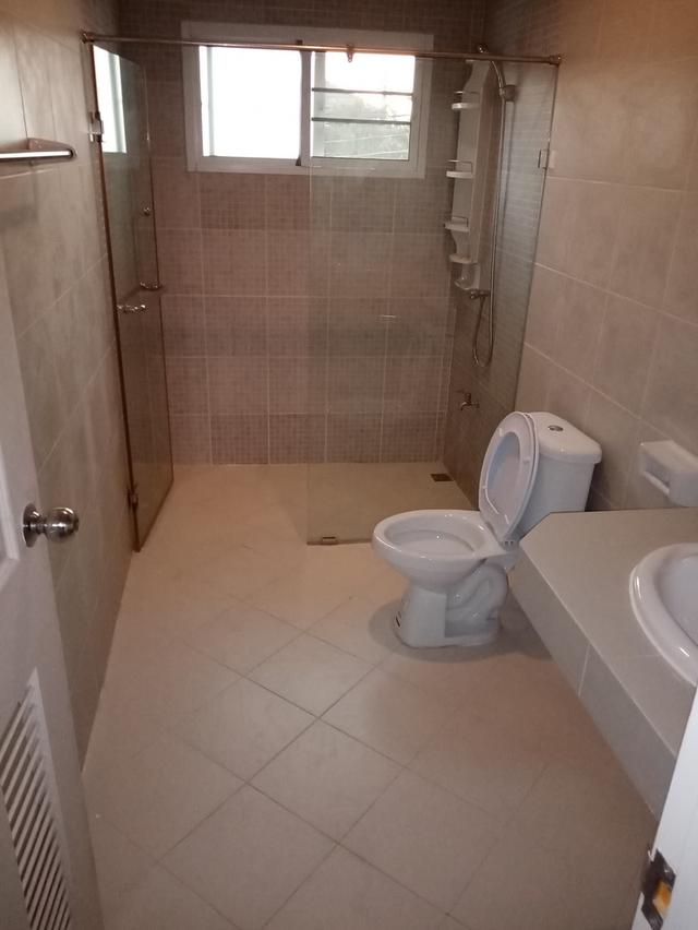 ขายบ้นเดี่ยว 2 ชั้น หมู่บ้านวิสต้าวิลล์ 3 ถนน ลำลูกกาคลอง 8 เลยวัดดอนใหญ่ขึ้นไป  10