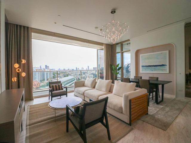 Four Seasons Private Residences Condo for RENT, near BTS Saphan Taksin 1