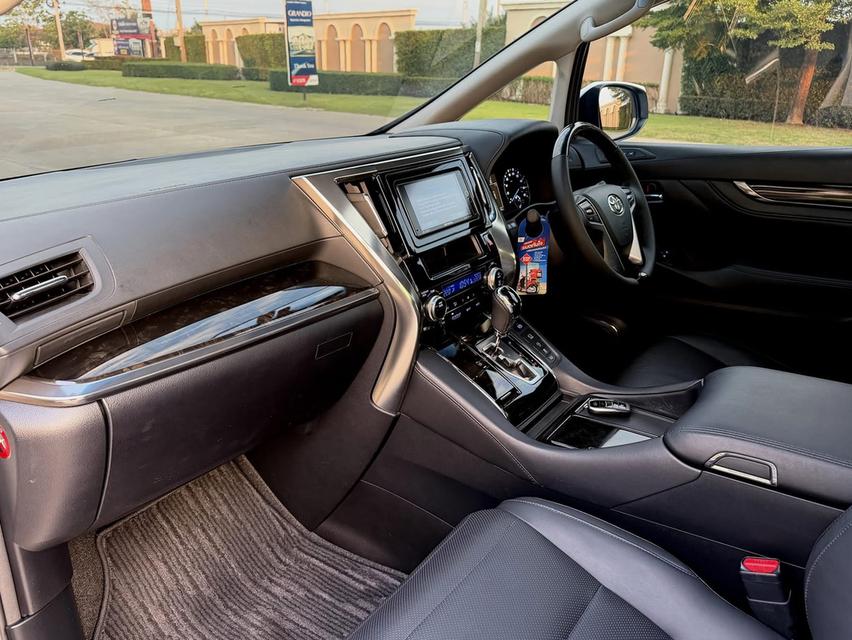 Toyota vellfire zg edition ปี2016 รถศูนย์ไทย รูปที่ 13