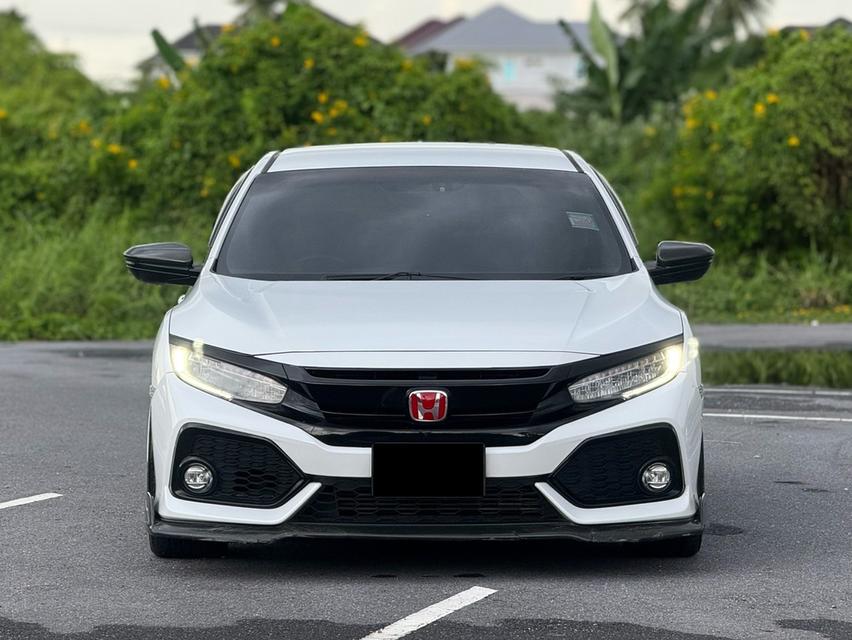 HONDA CIVIC FK  1.5 TURBO  สีขาว  ปี 2019 6