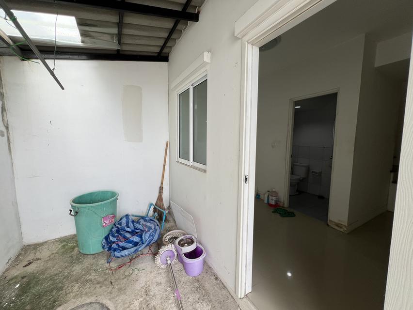 บ้านทาวน์เฮ้าส์ 2 ชั้น 3 ห้องนอน 2 ห้องน้ำ 2 จอด 14