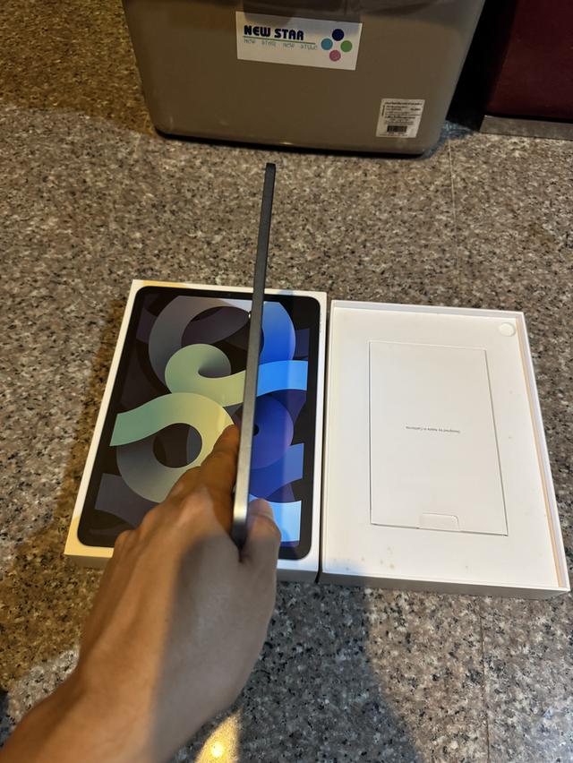 ขายiPadAir4สีหายากSky Blue256กิ๊กสูนTrueมีกล่องอีมี่ตรงไร้รอยตกใช้งานดีถูกๆ