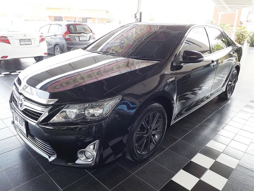(แจ้งรหัสรถ KCY8271) TOYOTA CAMRY HYBRID 2.5 HV CD AUTO ปี 2013 รูปย่อยที่ 4