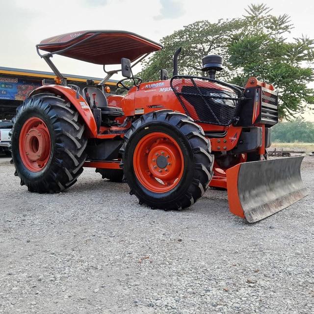 รถไถ Kubota M9540 ปี 2017 มือสอง 5