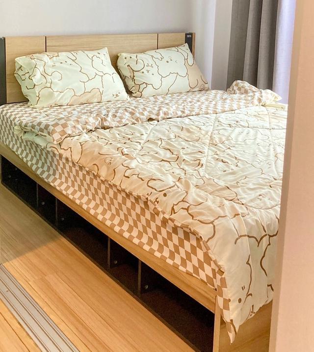 🌟 ขายพลัมคอนโด แจ้งวัฒนะ เฟส 2 ตึก A ชั้น 8 🌟  ห้องสวยแต่งครบ พร้อมเข้าอยู่! 📌 ขนาด 23 ตร.ม. ราคาเพียง 1,700,000 บาท (ค่าโอนคนละครึ่ง)