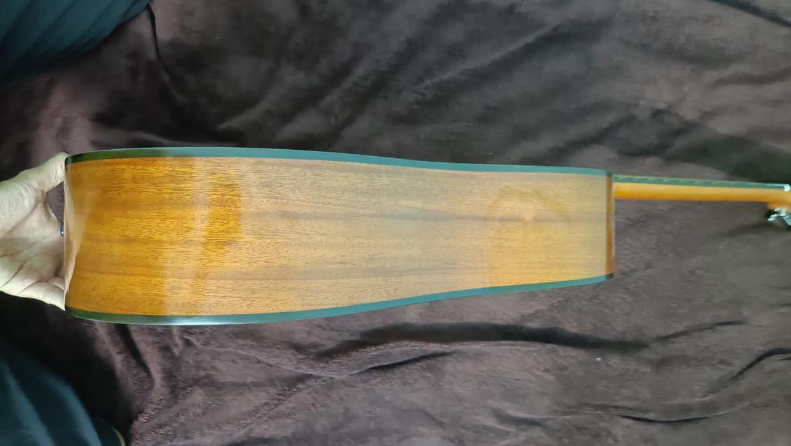 กีต้าร์โปรง yamaha f310 made in indonesia