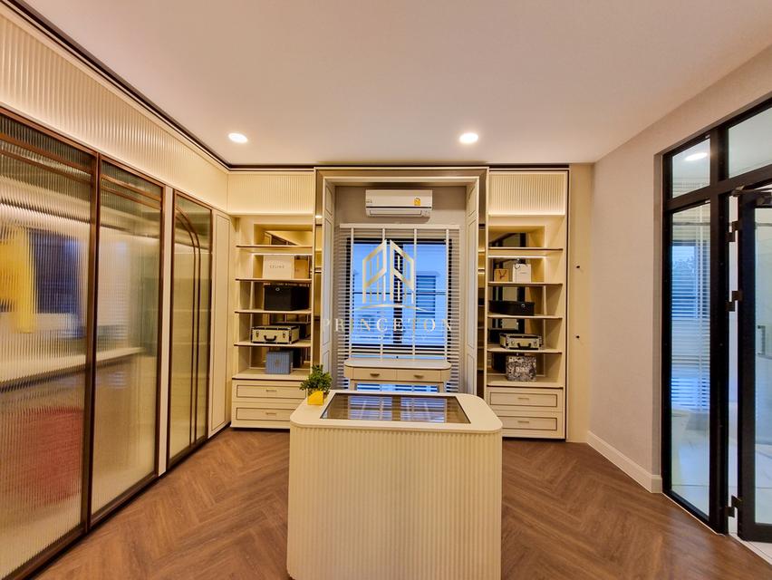 Luxury House For Sale or Rent Nantawan Rama 9 New Krungthep Kreetha 13