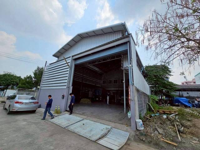 ให้เช่าโกดังใหม่ ทำเลบางนาตราด 310 ตร.ม มีออฟฟิศ เหมาะสำหรับ คลังสินค้า ธุรกิจออนไลน์ สำนักงานพร้อมโกดัง ราคาเช่า35000บ/ 1