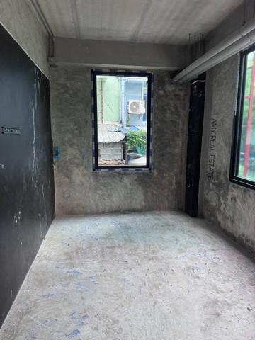 อาคาร2.5ชั้น 900 ตร.ม. ย่านห้วยขวาง สุทธิสาร  16