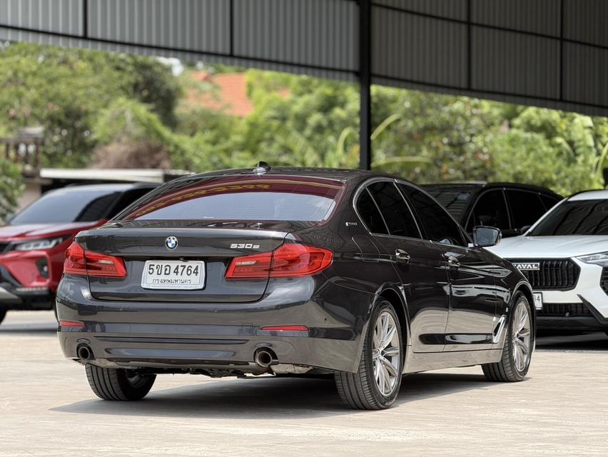 รหัสรถ WRT4764 2019 BMW SERIES 5, 530e 2.0 ELITE รูปย่อยที่ 4