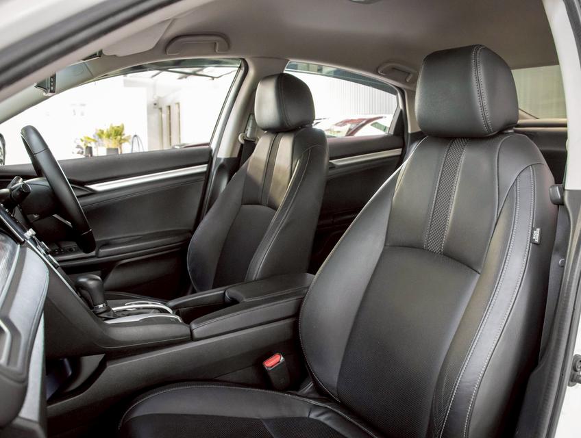 HONDA CIVIC FC 1.8 EL i-VTEC ปี2020 9