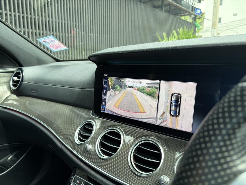 ปี2019 Mercedes-Benz E350e AMG Dynamic panoramic glass รูปที่ 10