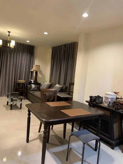 ให้เช่าบ้านเดี่ยว 2 ชั้น 69 ตรว. 3 ห้องนอน หมู่บ้านเคซี พาร์ควิลล์3 ซอยหทัยราษฎร์ 34-1 ตรงข้ามคลับเฮาส์ ย่านวัชรพล รามอิ 2