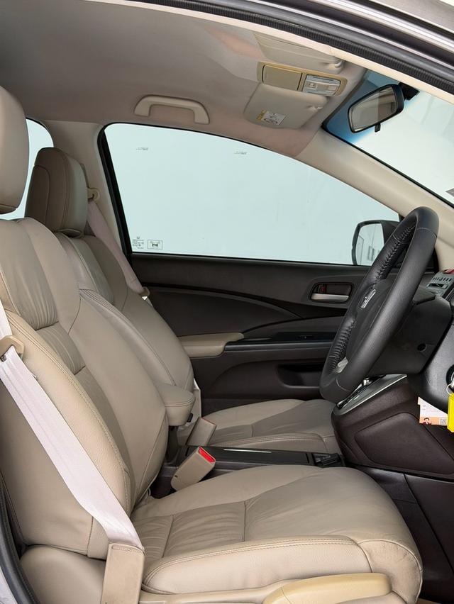 Honda CR-V 2.0 S ปี 2014 จด 2015ขายราคา💵319,000.- บาท พร้อมเล่ม☑️ รถบ้านมือเดียวป้ายแดง☑️ ไมล์เพียง 138,xxx กม.☑️ เครื่องยนต์เบนซิน 2.0 เกียร์ออโต้☑️ รูปที่ 9