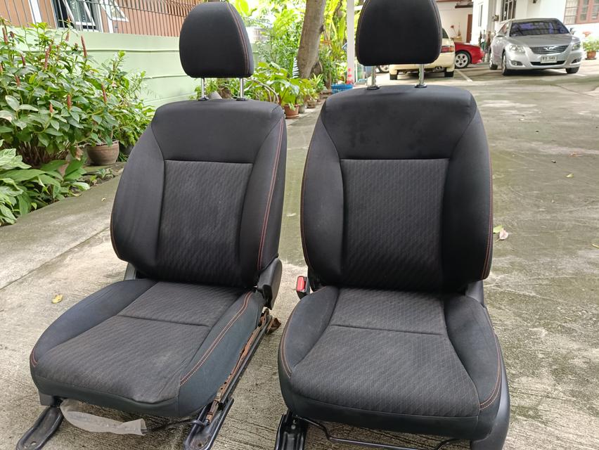 เบาะเดิมคู่หน้า jazz GK RS 6