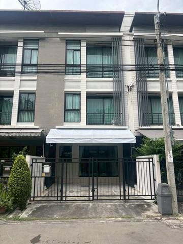 ให้เช่าทาวโฮม3ชั้น บ้านกลางเมือง รามคำแหง39 ย่านรามคำแหง ลาดพร้าว ทาวอินทาว เลียบด่วนรามอินทรา 1