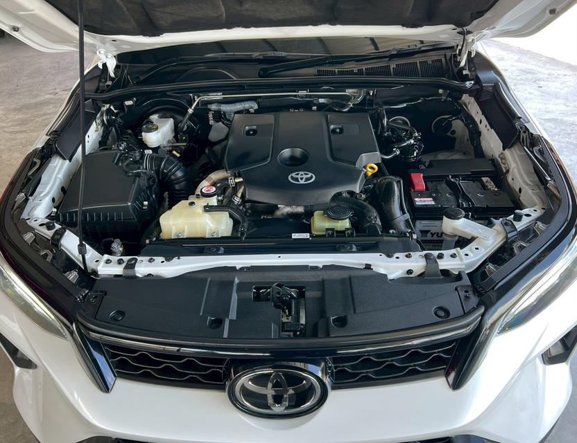 TOYOTA FORTUNER 2.4 LEGENDER BLACK TOP ปี 2022  19