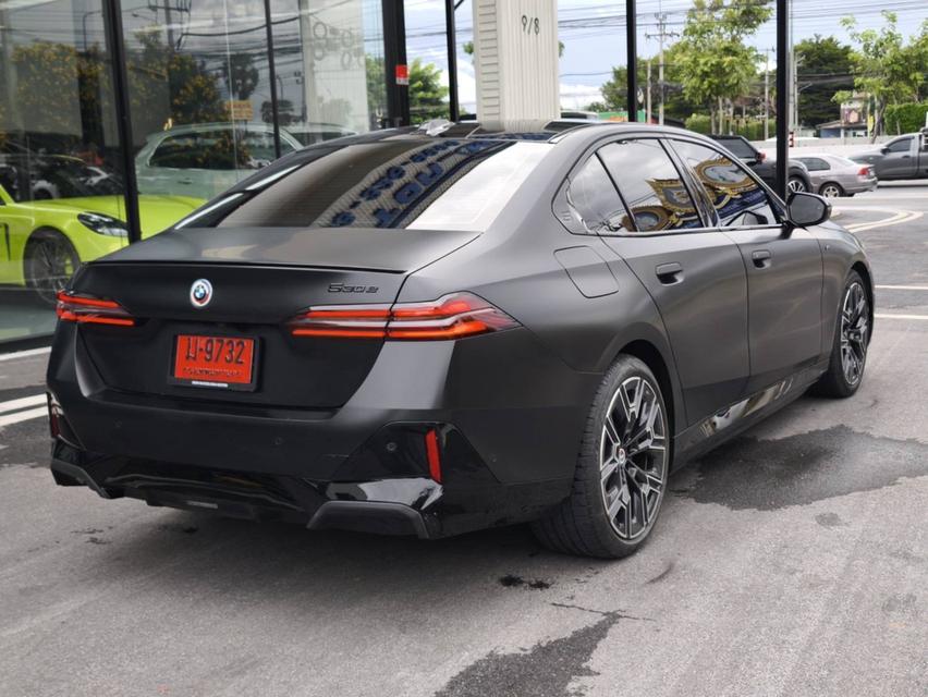 รหัสรถ KPV9732 🚘✨ BMW 530e M SPORT PRO (ปี 2025) ✨🚘 7