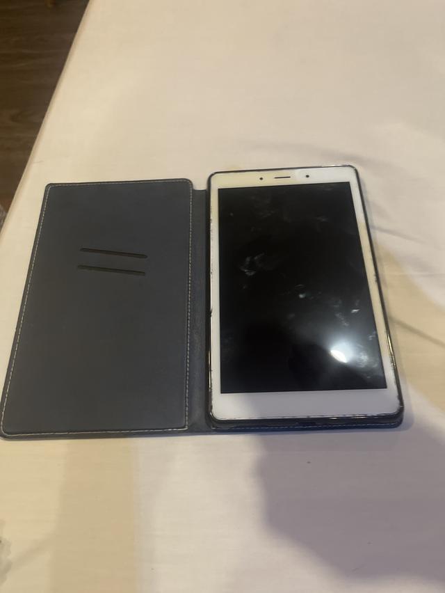 Samsung  กาแล็คซี่ Tab8