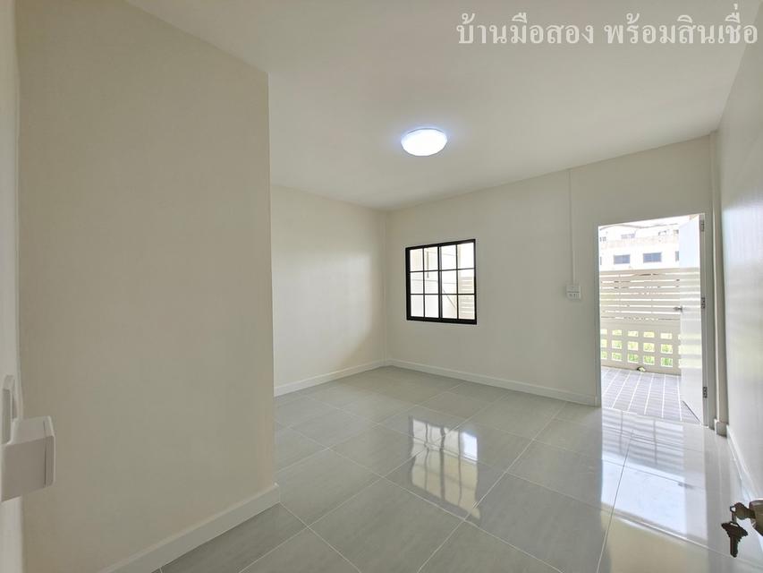 หมู่บ้านศรีธราวรรณ  พหลโยธิน 54/1 บ้านรีโนเวทใหม่ทั้งหลัง วิวสวย บรรยากาศดี 3