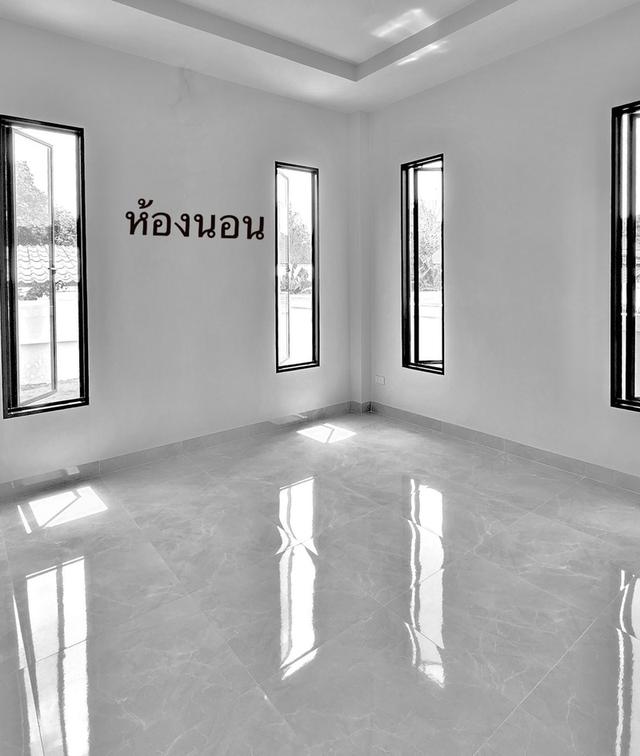 รายละเอียดบ้าน เนื้อที่ 89 ตารางวา 3 ห้องนอน 2 ห้องน้ำ 1 ห้องรับแขกกว้าง 1 ห้องครัว พร้อมครัวปูนใช้งานจริง ที่จอดรถ 2 คัน พร้อมจัดสวนสวยรอบบ้าน 7
