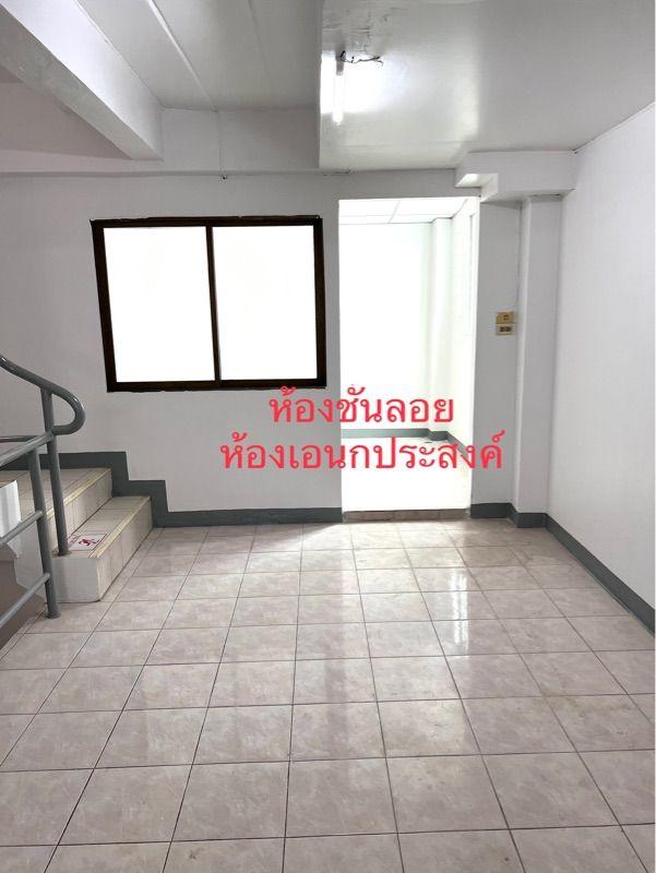 ให้เช่าอาคารพาณิชย์ 3 ชั้นครึ่ง หมู่บ้านรุ่งกิจวิลล่า7 ถนนร่มเกล้า42 เขตลาดกระบัง จังหวัดกรุงเทพ  6