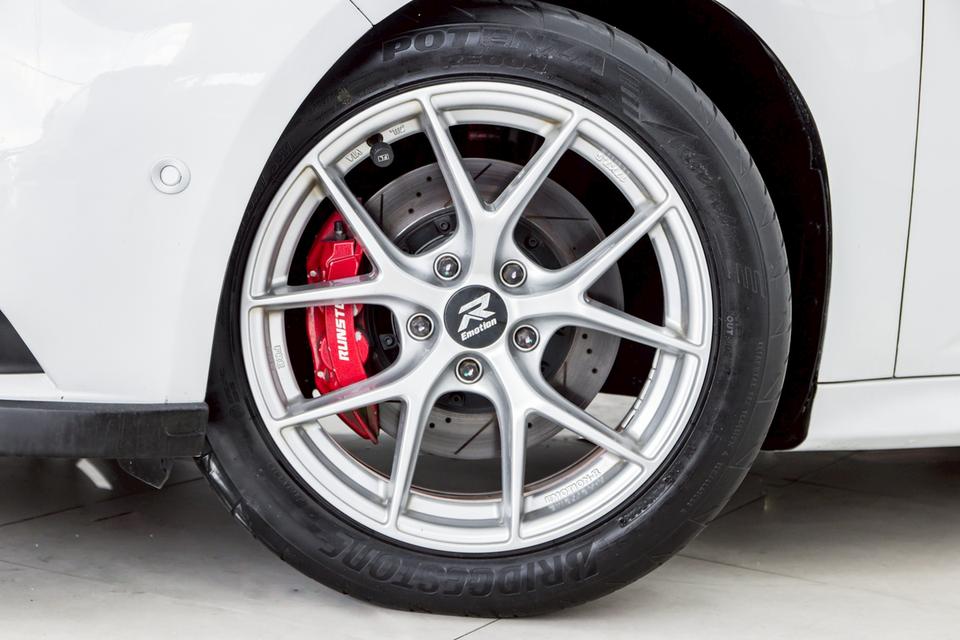 FORD FOCUS 2.0 S 5DR 2013  3