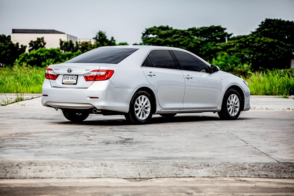 Toyota Camry 2.0G ปี 2014 สีบรอน