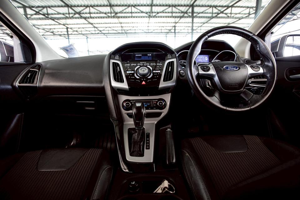 Ford focus 2.0 Sport 5 ประตู ปี 2013 สีน้ำเงิน มือเดียวป้าย  16